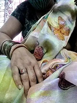 Snapshot of laxmitelugu78 chatting on 03.11.25 laxmitelugu78 online show from 03.11.25