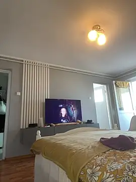 Snapshot of bunnythetailor chatting on 01.31.25 bunnythetailor online show from 01.31.25