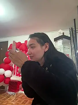 Snapshot of Sofii_cutee chatting on 02.17.25 Sofii cutee online show from 02.17.25