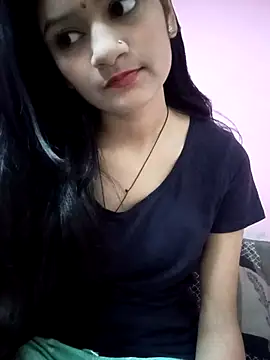 Snapshot of Tanu-00 chatting on 09.25.25 Tanu-00 online show from 09.25.25