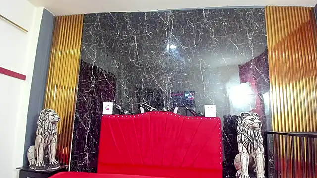 Snapshot of _nicolesweet chatting on 10.02.25 nicolesweet online show from 10.02.25