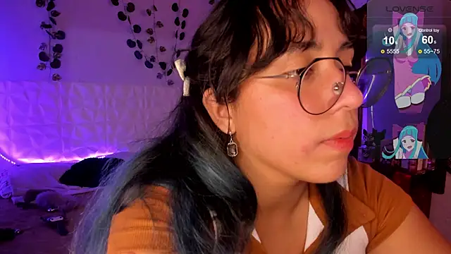 Snapshot of Ludovica6669 chatting on 03.15.25 Ludovica6669 online show from 03.15.25