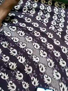 Snapshot of TeluguammayiMahi chatting on 03.12.25 TeluguammayiMahi online show from 03.12.25