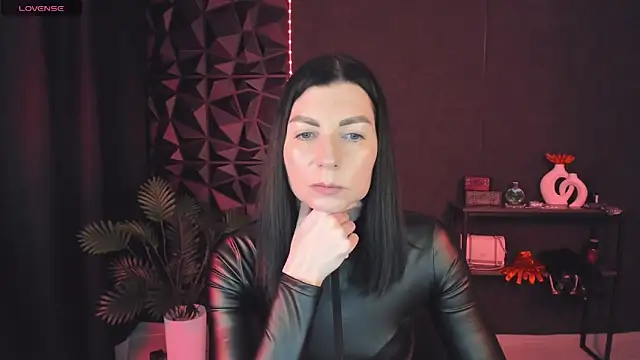Snapshot of MonicaCheerful chatting on 03.05.25 MonicaCheerful online show from 03.05.25