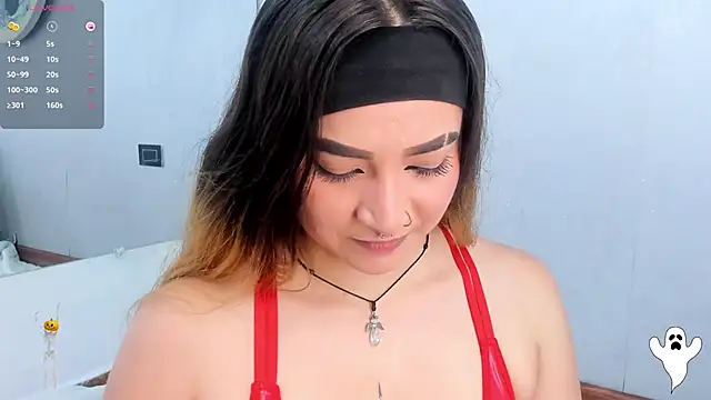 Shanntal  online show from 10.21.25