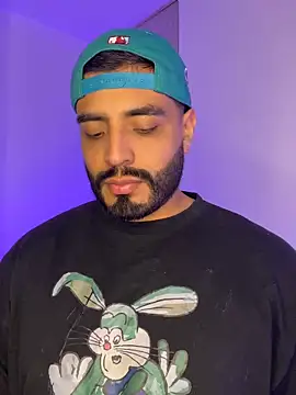 Snapshot of LeandroRusso chatting on 09.27.25 LeandroRusso online show from 09.27.25