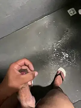 Snapshot of iauriwjkis chatting on 09.10.25 iauriwjkis online show from 09.10.25