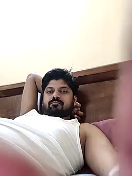 Snapshot of abhi_sexy_model chatting on 02.05.25 abhi sexy model online show from 02.05.25