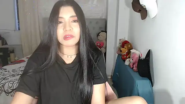 Snapshot of Antoneella_vz chatting on 03.21.25 Antoneella vz online show from 03.21.25
