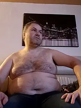 Snapshot of Pourleplasirs chatting on 02.21.25 Pourleplasirs online show from 02.21.25