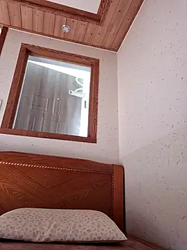 Tyyyggjju online show from 11.15.25