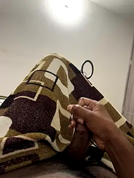 Snapshot of jhonnes_ chatting on 11.05.25 jhonnes online show from 11.05.25