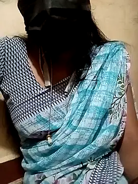 Snapshot of Tamil_roja17 chatting on 02.04.25 Tamil roja17 online show from 02.04.25