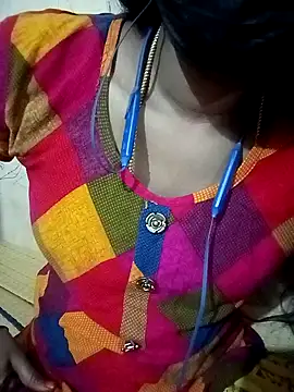 Snapshot of Tamil_roja17 chatting on 02.08.25 Tamil roja17 online show from 02.08.25