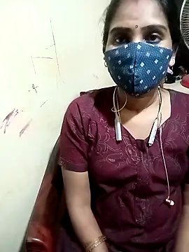 Snapshot of Tamil_roja17 chatting on 03.15.25 Tamil roja17 online show from 03.15.25