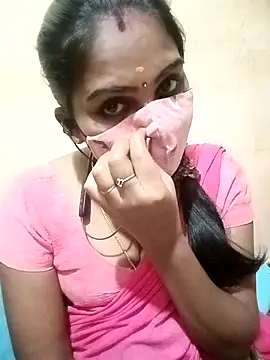 Snapshot of Tamil_roja17 chatting on 10.16.25 Tamil roja17 online show from 10.16.25