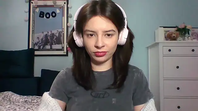 LariceSexy online show from 10.21.25