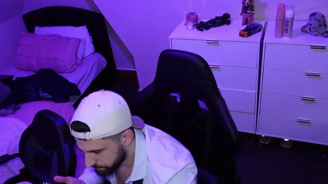 lucas kazimm online show from 01.30.25