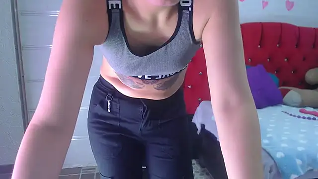 Ariasmithog online show from 11.06.25