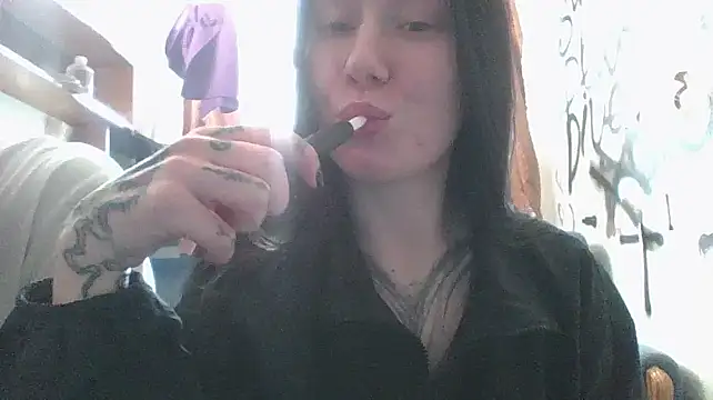 Snapshot of RussNocturnal chatting on 03.19.25 RussNocturnal online show from 03.19.25