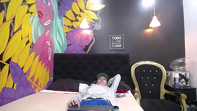 Snapshot of SimonAndJocelyn chatting on 02.21.25 SimonAndJocelyn online show from 02.21.25