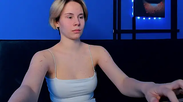 Snapshot of BettyCarter07 chatting on 02.18.25 BettyCarter07 online show from 02.18.25