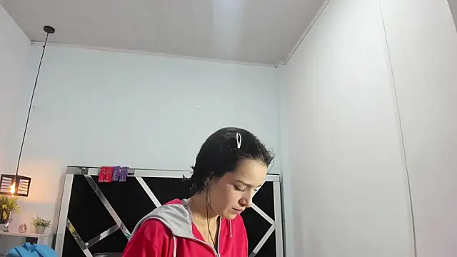 Annyrosee online show from 03.20.25