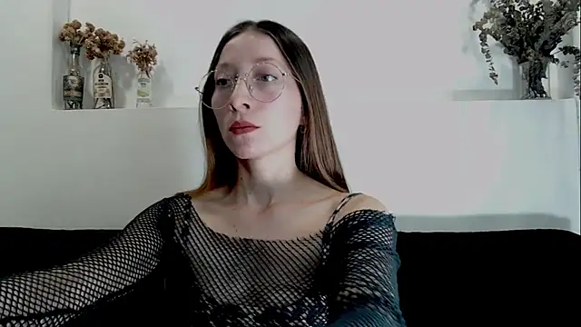 Snapshot of Carlin_Diaz chatting on 11.05.25 Carlin Diaz online show from 11.05.25