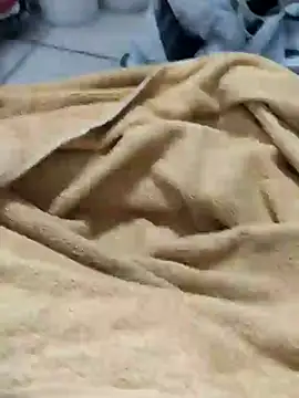 Mango Cream online show from 02.11.25