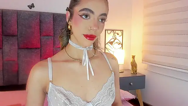 Snapshot of Violetta_Ficher chatting on 10.03.25 Violetta Ficher online show from 10.03.25
