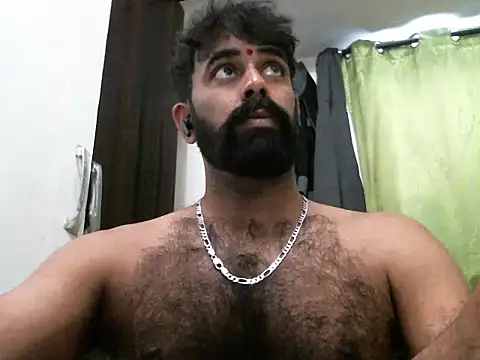 Snapshot of indianhairybull chatting on 02.04.25 indianhairybull online show from 02.04.25