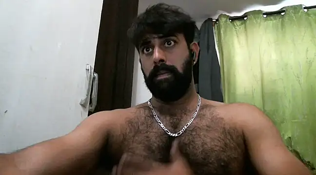 Snapshot of indianhairybull chatting on 02.25.25 indianhairybull online show from 02.25.25