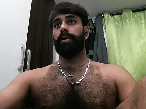 Snapshot of indianhairybull chatting on 03.18.25 indianhairybull online show from 03.18.25