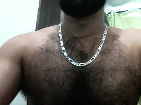 Snapshot of indianhairybull chatting on 09.28.25 indianhairybull online show from 09.28.25