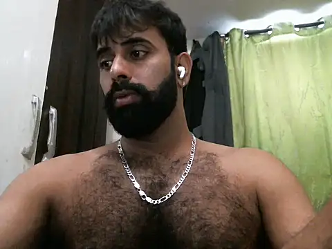 Snapshot of indianhairybull chatting on 10.17.25 indianhairybull online show from 10.17.25