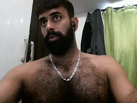 Snapshot of indianhairybull chatting on 11.01.25 indianhairybull online show from 11.01.25