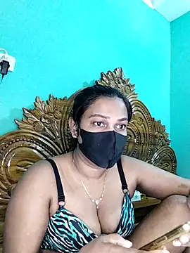 Snapshot of monekhan123 chatting on 11.02.25 monekhan123 online show from 11.02.25