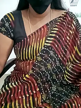 Snapshot of Tamil_Meera12 chatting on 02.05.25 Tamil Meera12 online show from 02.05.25