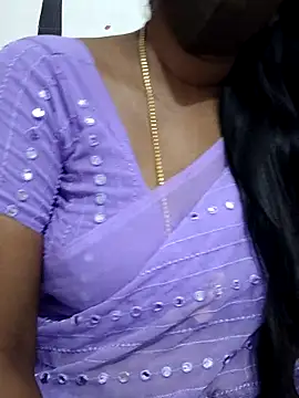 Snapshot of Tamil_Meera12 chatting on 09.09.25 Tamil Meera12 online show from 09.09.25