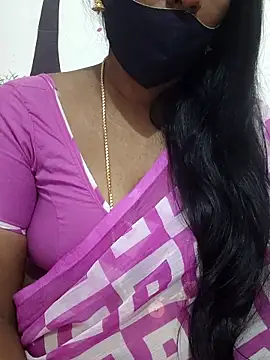 Snapshot of Tamil_Meera12 chatting on 10.25.25 Tamil Meera12 online show from 10.25.25