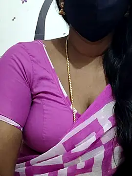 Snapshot of Tamil_Meera12 chatting on 10.25.25 Tamil Meera12 online show from 10.25.25