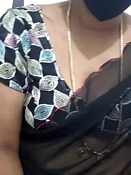 Snapshot of Tamil_Meera12 chatting on 11.03.25 Tamil Meera12 online show from 11.03.25