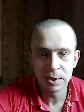 Snapshot of alex_brow_n chatting on 02.10.25 alex brow n online show from 02.10.25