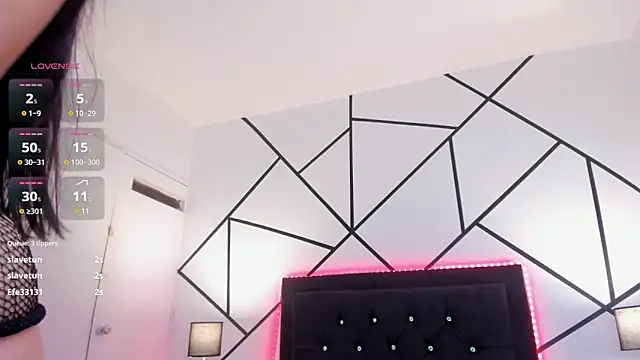 Liiam smith  online show from 02.17.25