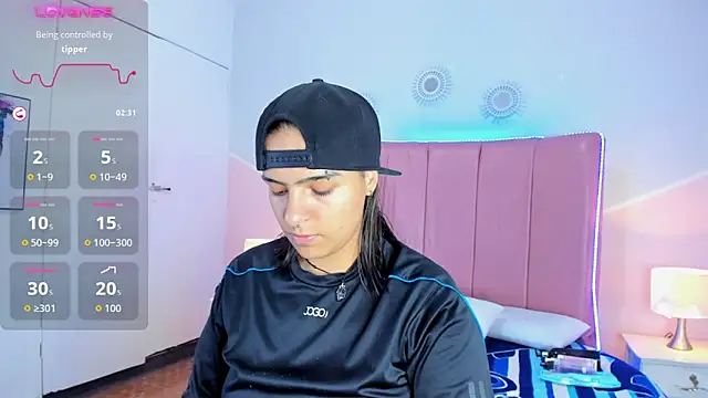 Liiam smith  online show from 11.17.25