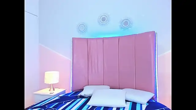 Liiam smith  online show from 12.05.25