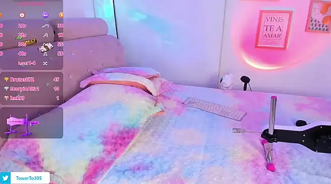 Snapshot of NamiDoll chatting on 02.13.25 NamiDoll online show from 02.13.25