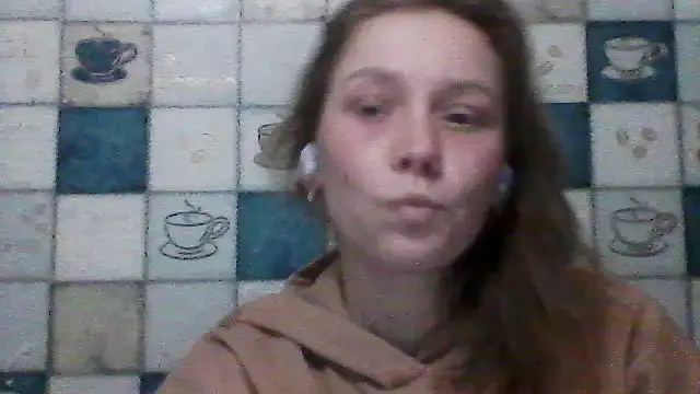 Snapshot of Anna_wey chatting on 02.25.25 Anna wey online show from 02.25.25