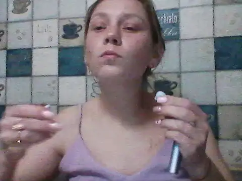 Snapshot of Anna_wey chatting on 03.08.25 Anna wey online show from 03.08.25