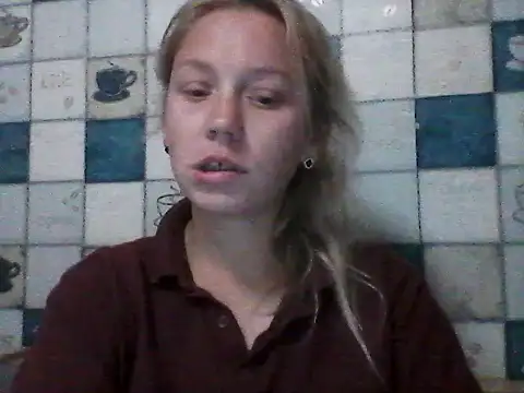 Snapshot of Anna_wey chatting on 09.20.25 Anna wey online show from 09.20.25